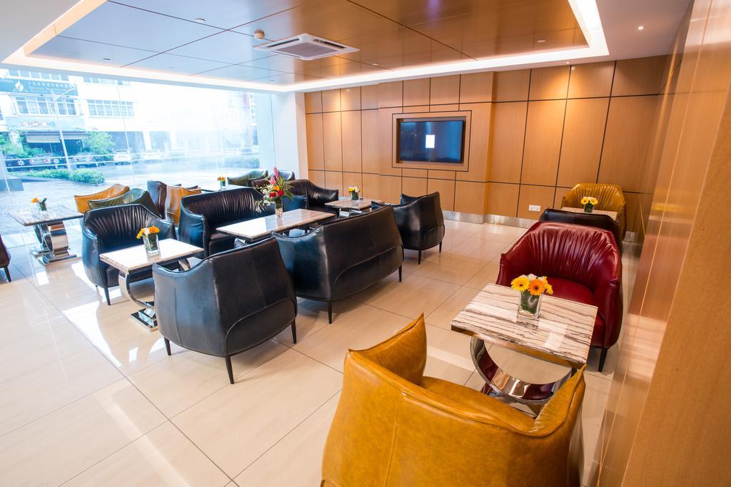 V8 Hotel Johor Bahru Buitenkant foto